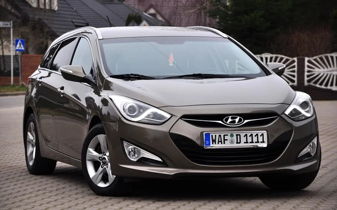 Hyundai i40 cena 36900 przebieg: 204000, rok produkcji 2013 z Pruchnik małe 742